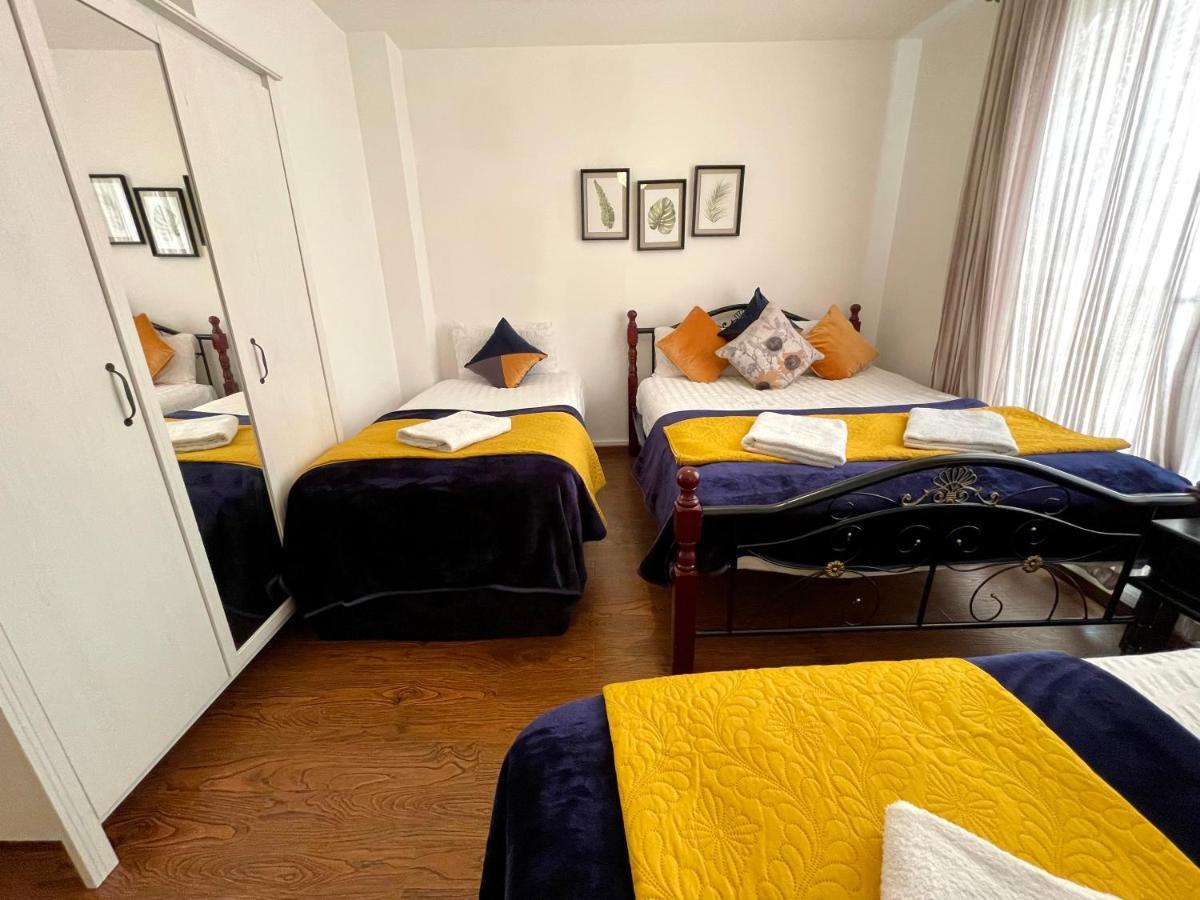 London Stratford Luxury House, 5 Minutes Walk Station, Westfield, 3 Bedrooms 3 Bathrooms, Reception, Garden, Parking Exterior foto
